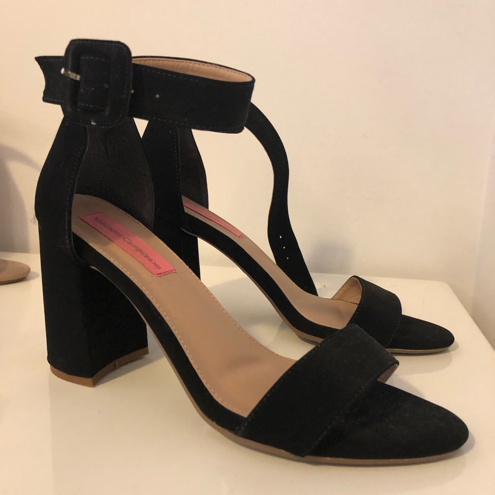 Like new! Black suede sandals with small heel